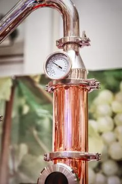 Copper alembic for making alcohol Foto stock