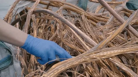 Copper measuring worker 스톡 동영상 137265909