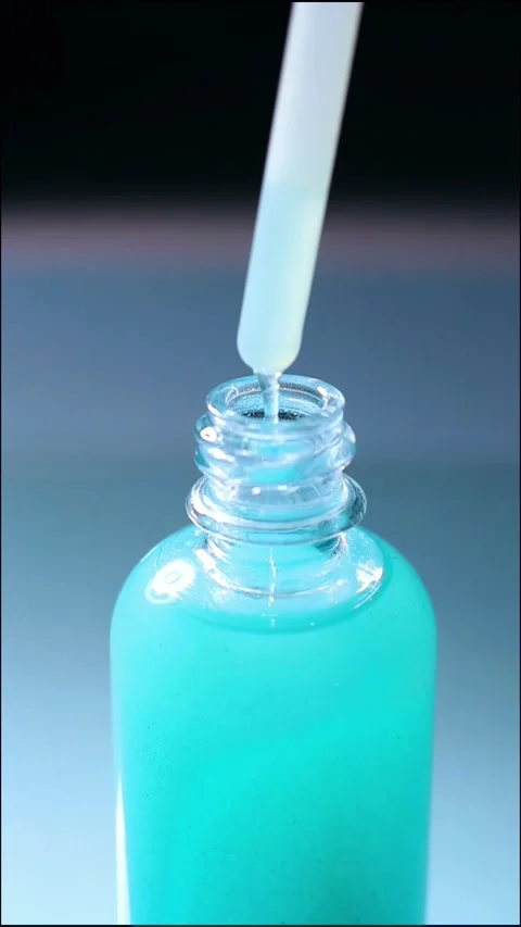 Copper Peptide Serum Boosts healing and stimulates collagen production. Trend 스톡 동영상 330588035