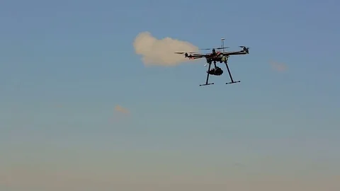 Copter slowly sinks to the ground. 스톡 동영상 75862834