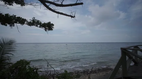 Copterflight onto the sea 動画素材 41997117