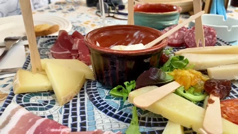 Copy 42D59473-6DD2-4E9F-8F9C-54C12C6E5F52 스톡 동영상 332490541