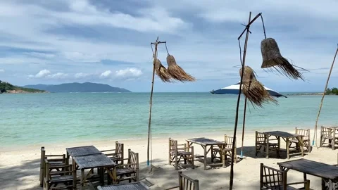 Copy E6B5DB09-A5DE-463B-B797-9530F14F1132 Stock Footage 331347023