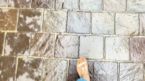 Copy E935D4B2-9D22-48CC-9196-9B9FF27F3170 Stock Footage 321692740