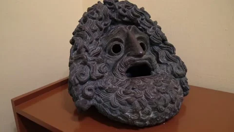 Copy of a mask of zeus  Stock-Footage 140990588