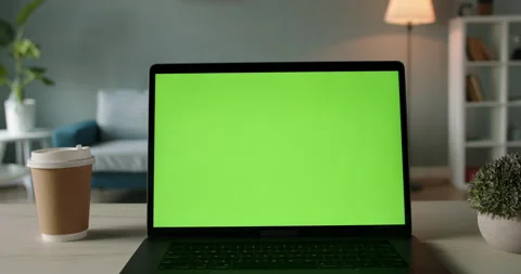 Copy space template - close up shot of modern laptop with chroma key green set Vidéo 133127209