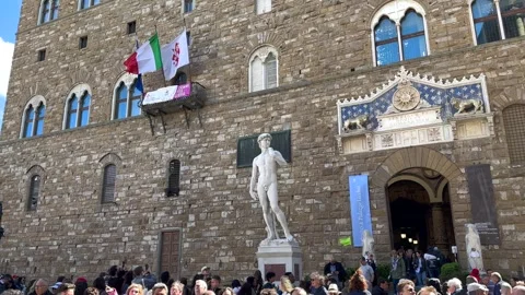 Copy of statue David in front of Palazzo Vecchio in Florence, Italy Stock-Footage 242146856