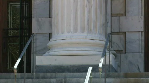 Corinthian Column Tilt Stockbeeldmateriaal 455938