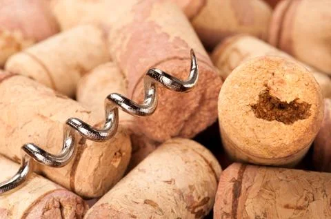 Corks and corkscrew Stock-Fotos