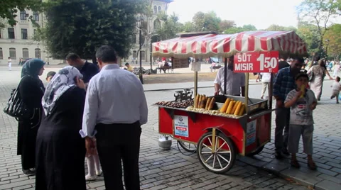 Corn Cart in Istanbul Stock Footage 39253487