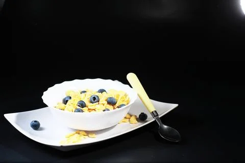 Corn flakes with fresh berries Stock Photos
