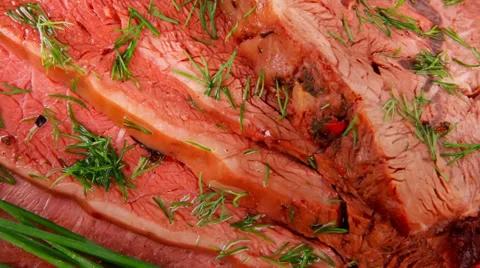 Corned beef on plate with vegetables Vídeos de archivo 30746224