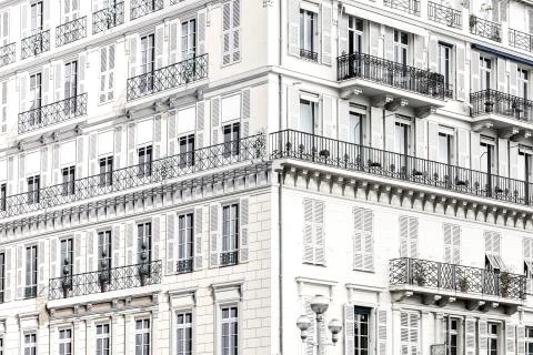 Corner of a building with geometric lines Foto stock