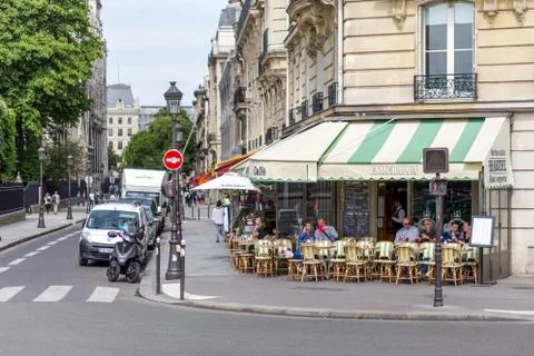 Corner Cafe in Paris Foto stock