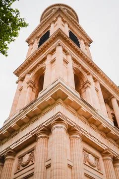 Corner Edge of the Saint-Sulpice Tower Facade Stock-Fotos