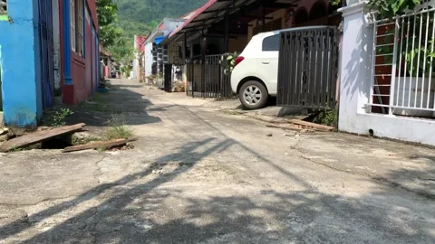 Corner shot of residential area, quiet daytime street in big city - 4K Stock-Footage 241069693