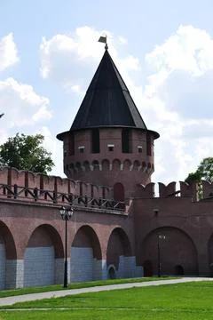 Corner tower and brick wall. Tula Kremlin. Fotos de archivo