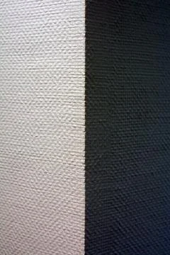 Corner of the wall with a texture, on one side lit, on the other - no Foto stock