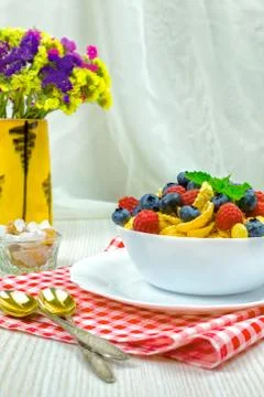 Cornflakes, breakfast of cornflakes and berries Stock Photos