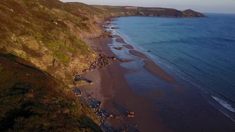 CORNWALL BY DRONE, BEACH, WHITSAND BAY, ENGLAND. 動画素材 81684557