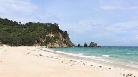 Coromandel peninsula white sand beach new zealand Stock Footage 100470109