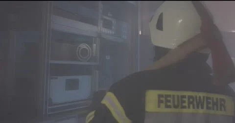 Corona Mask Firefighter 03 库存影片 133497352
