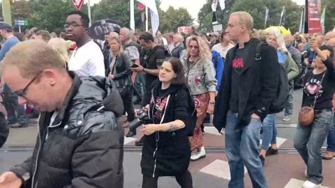 Corona virus protest in the hague Video stock 161597589