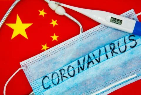 Coronavirus 2019-nCoV. Protective breathing mask, stethoscope on flag of China Illustrazione stock