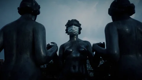 Coronavirus - the contaminated statue Video stock 128287097