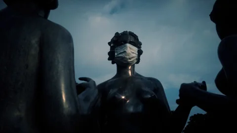 Coronavirus - the contaminated statue Video stock 128287111