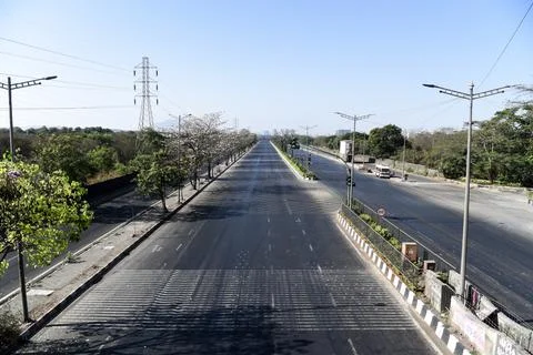 Coronavirus India lockdown – Eastern Express Highway Stock Photos