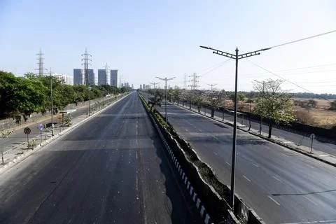 Coronavirus India lockdown – Eastern Express Highway Stock Photos