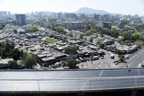 Coronavirus India lockdown – Eastern Express Highway Stock Photos