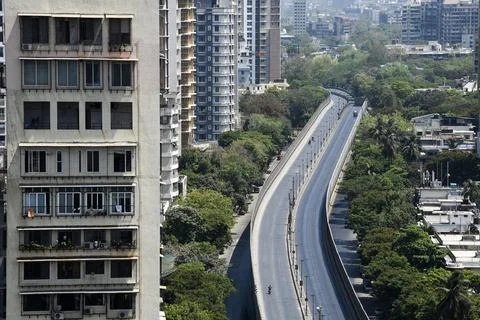 Coronavirus India lockdown – Matunga flyover Fotos de archivo