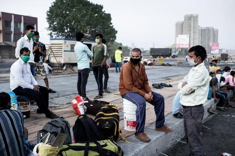 Coronavirus India lockdown - Migrant workers Photos