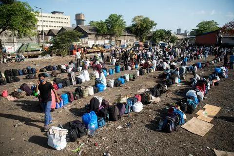 Coronavirus India lockdown - Migrant workers Stock Photos
