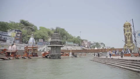 Coronavirus  Lock down in India.Holy places temples closed . Vidéo 130403333