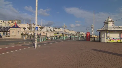Coronavirus lockdown Brighton seafront and pier deserted Stock Footage 127579855