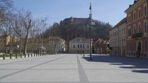 Coronavirus lockdown, Empty town square. Stock Footage 126581389