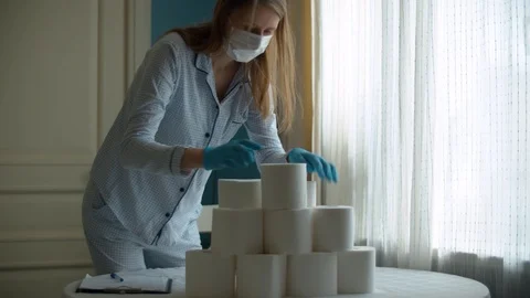 Coronavirus panic buying Stock Footage 126922823