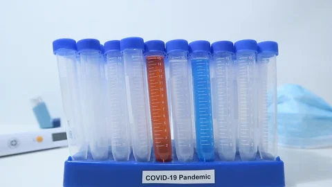 Coronavirus USA Testing on Front Lines Tungsten Lighting Vídeo Stock 128155684