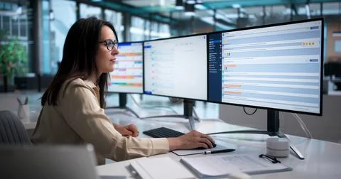 Corporate Manager Using Secure Messaging Software For Real-time Team Collabor Stock Photos