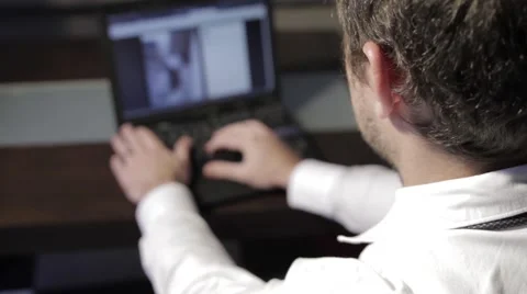 Corporate User on Laptop 库存影片 40252087