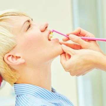 The correct use of a tooth brush for perfect oral hygiene Stock-Fotos