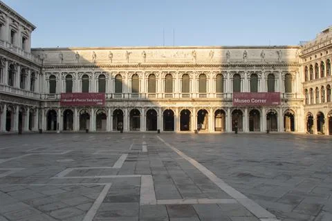 The Correr Museum, elevation in Piazza San Marco, city of Venice, Italy, Euro Stock-Fotos