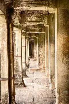 Corridor in angkor wat Stock Photos