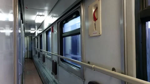 Corridor of a train car in motion in the evening Video stock 270117406