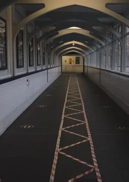 Corridor in a train station Foto stock