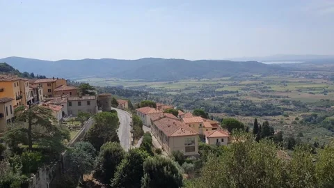 Cortona landscape Vídeos de archivo 137894707