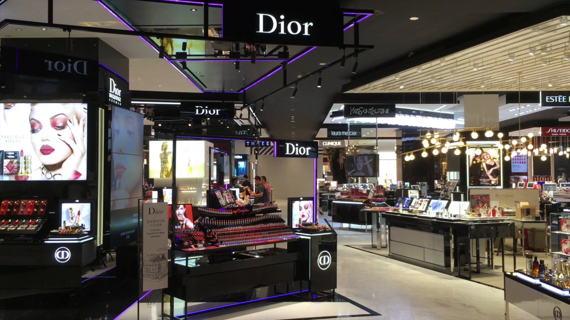 dior central world